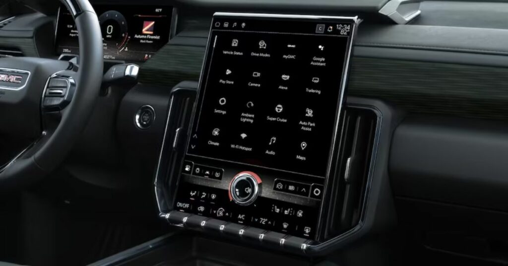 State-of-the-art infotainment system in the 2024 GMC Acadia's dashboard.